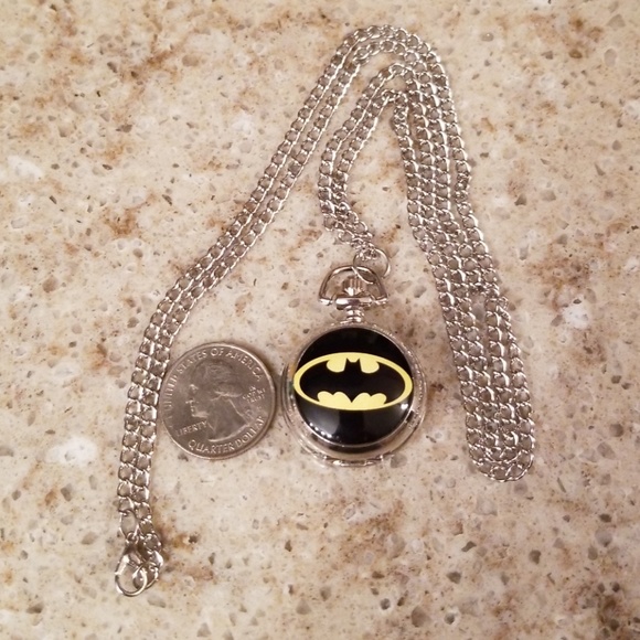 LAST 1🆕️Silver Batman chain watch - Picture 4 of 4